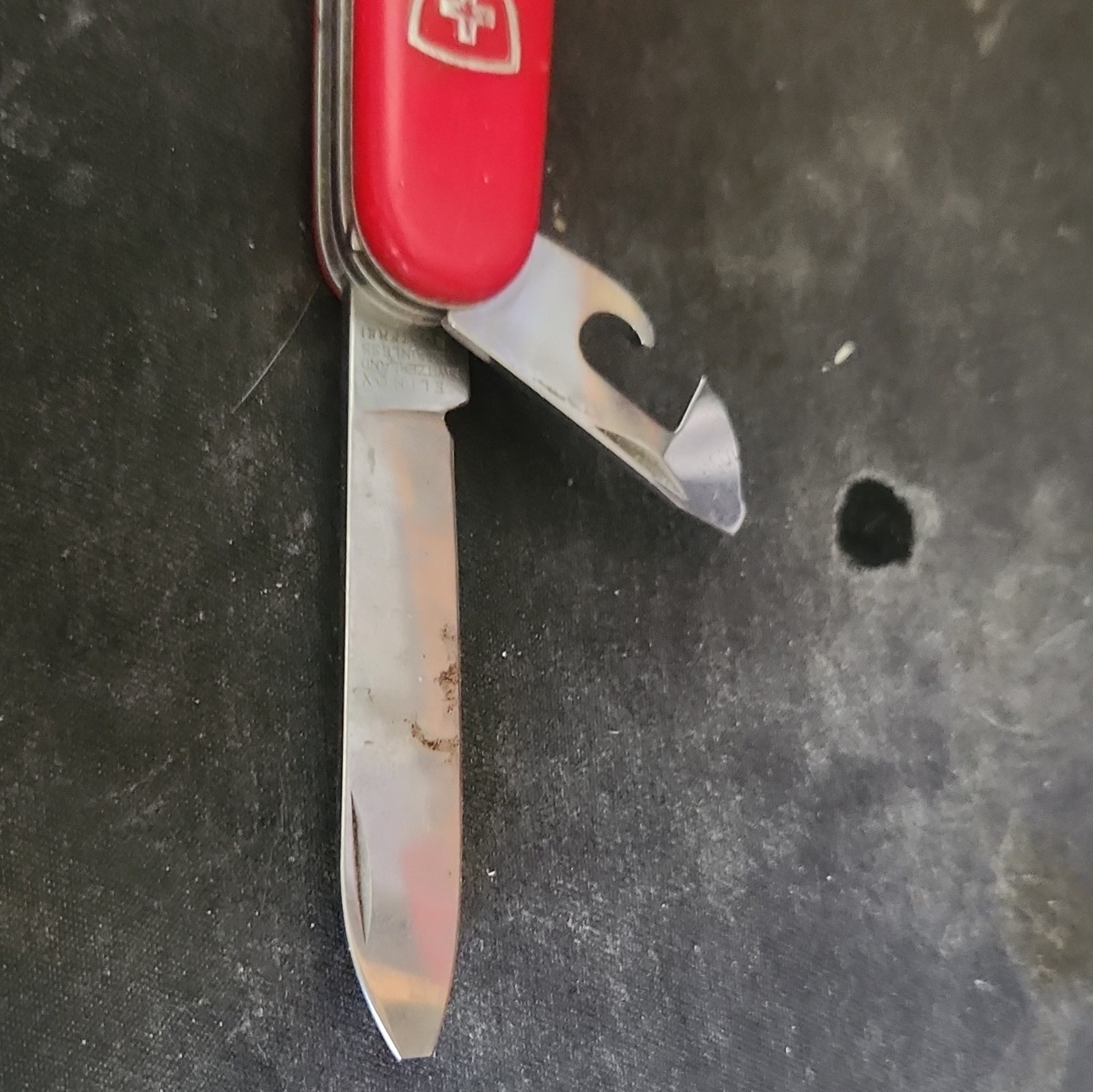 Victorinox Swiss Army Knife Red 12-Tool Multi-Tool w/ Corkscrew & Openers