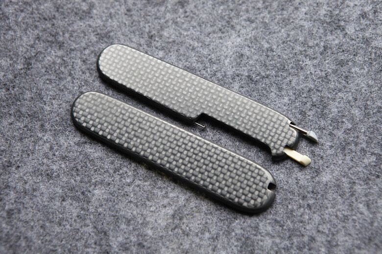 2PCS Carbon Fiber Handle Scales for 91mm Victorinox Swiss Army New
