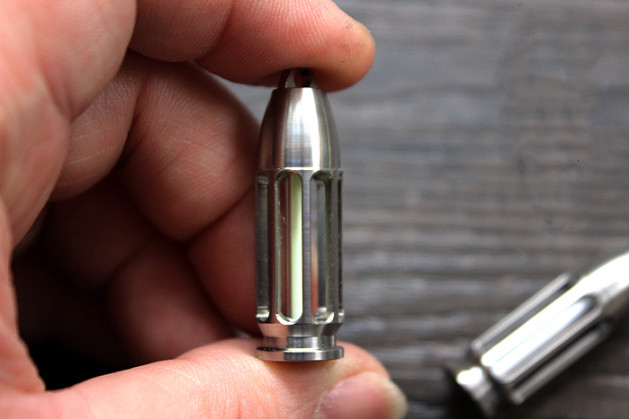 Titanium Luminous Tube Pendants Paracord Beads Key Ring Necklace Pendants 1 Pcs