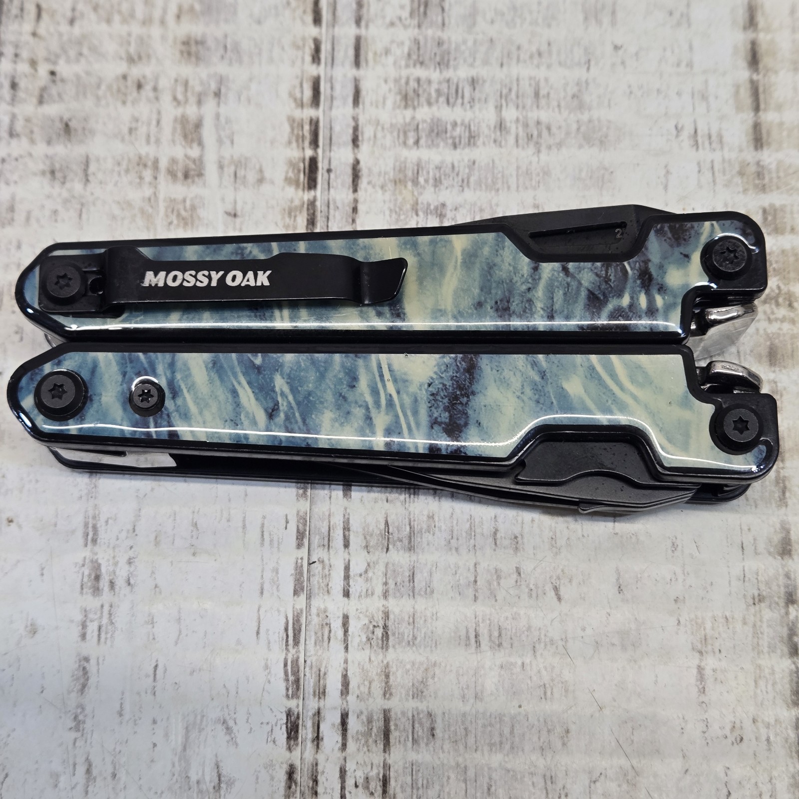 MOSSY OAK 13-in-1 Large Folding Multi Tool Plier Portable Pocket Knife Camping
