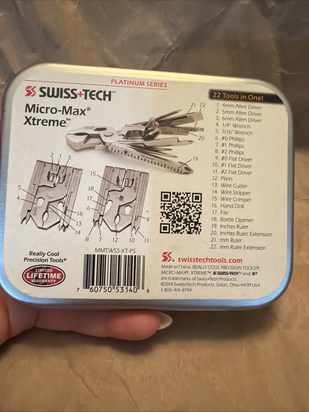 SWISS + TECH Multi Tool 22 in 1 Micro Max Xtreme
