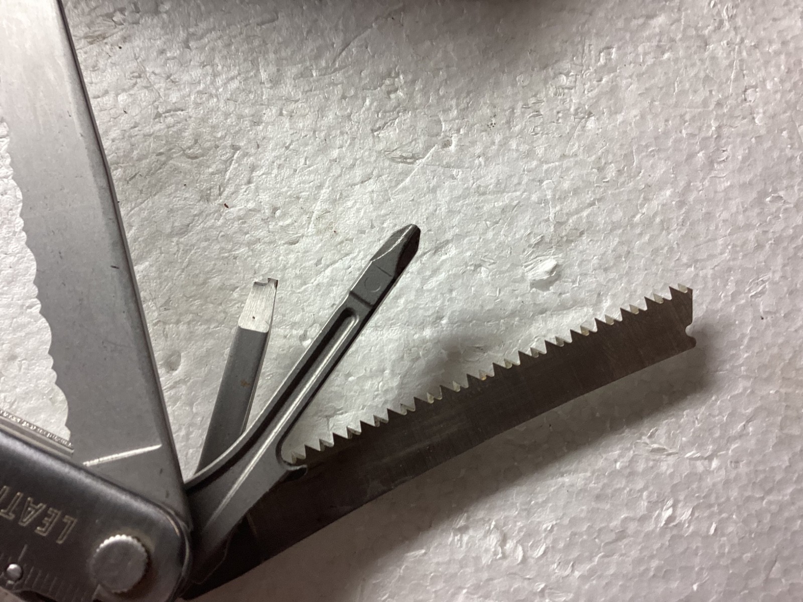 VINTAGE LEATHERMAN CORE MULTITOOL with nylon case.