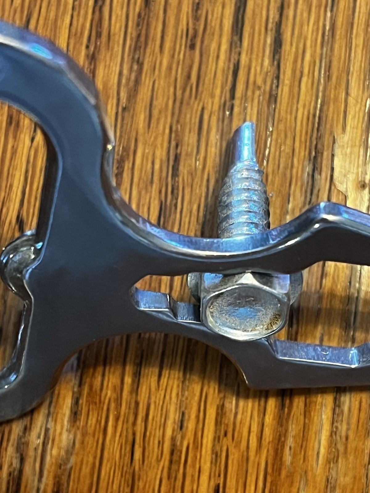 EDC Multifunctional Inner Corner Wrench Self-Defense Spike Nail Screwdriver