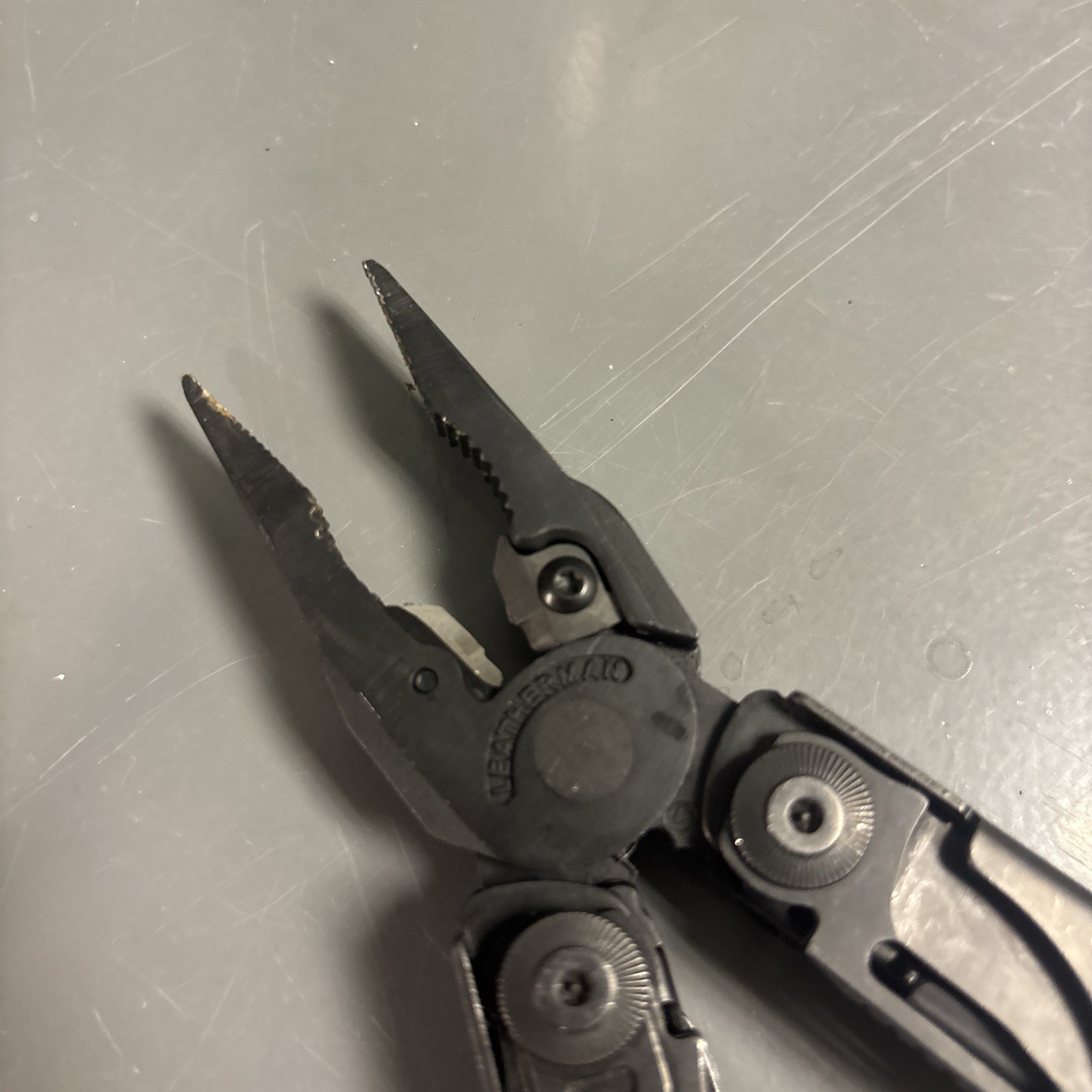LEATHERMAN SURGE 19-In-1 Black Oxide Heavy Duty Multitool