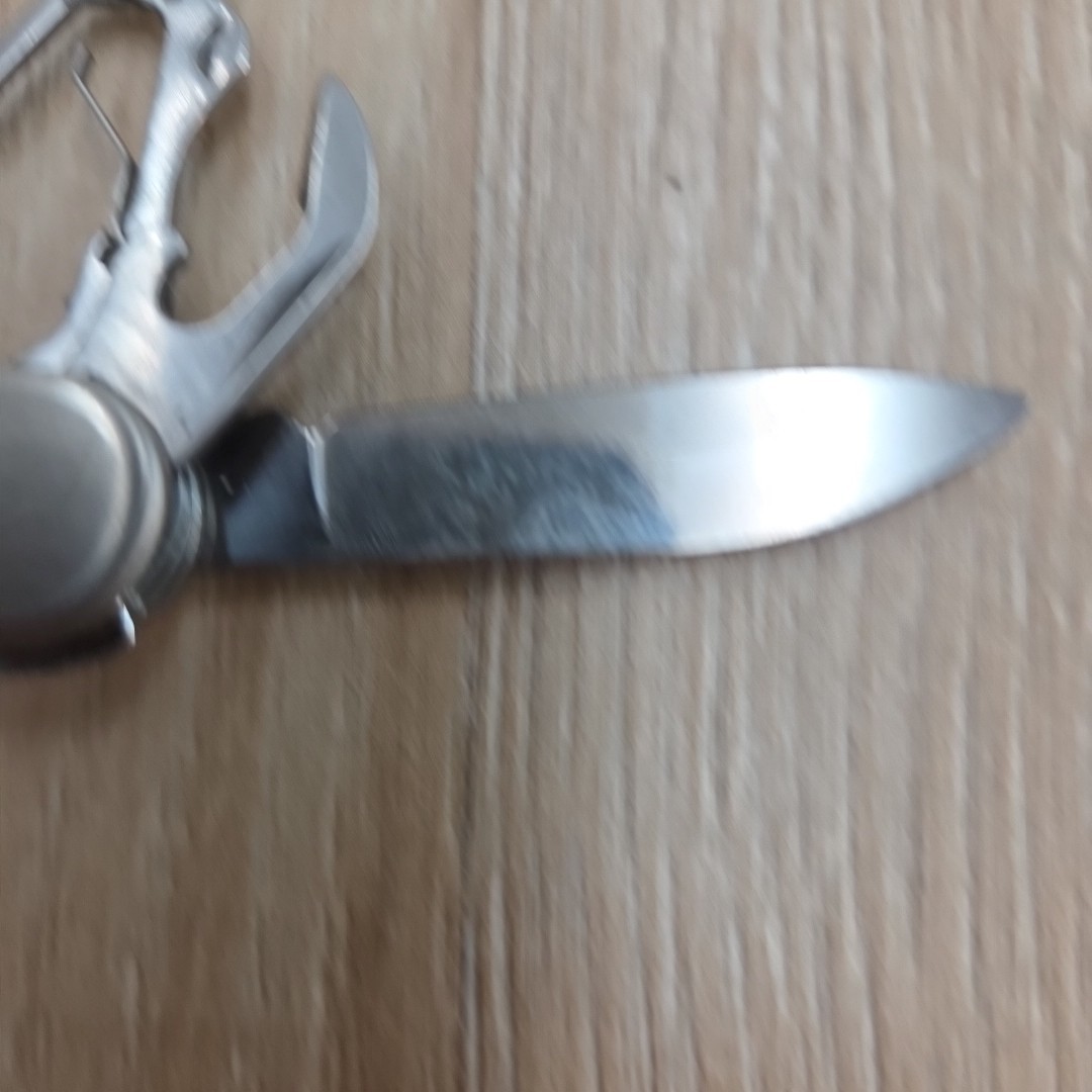 Early Times Whiskey Multi-Tool Utility Pocket Knife (R7-25)