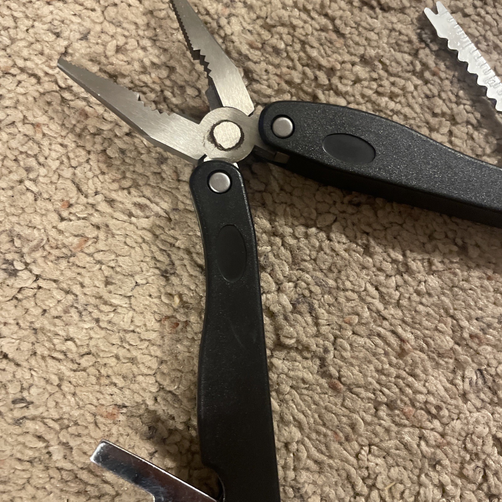 Handyman Club of America Folding Multi Tool