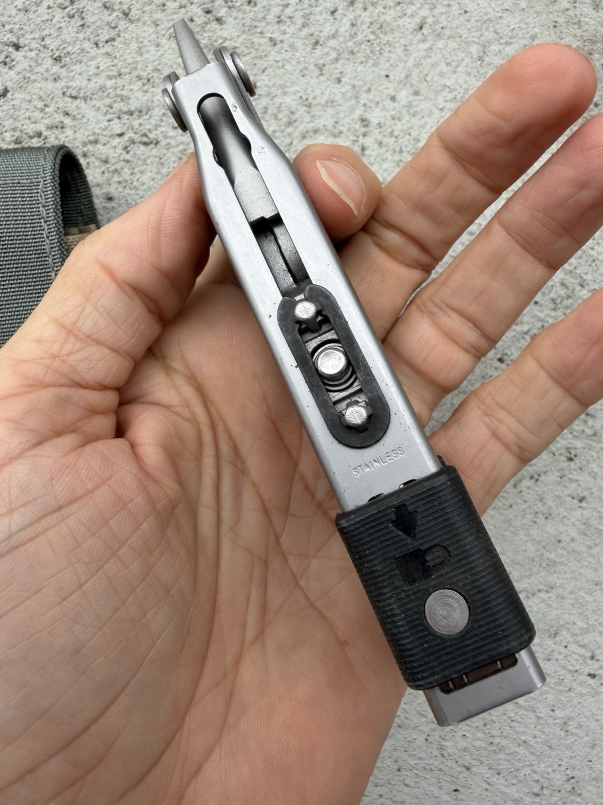 GERBER MP600 USA SILVER MULTI TOOL, KNIFE, PLIER, W/SHEATH, EXCELLENT!