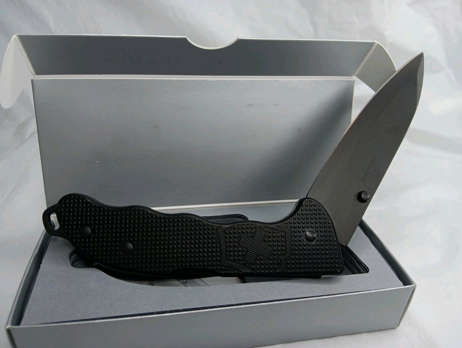Swiss Army Black Knife Evoke Hunter Pro With Clip Victorinox 0.9415.DS23, NIB