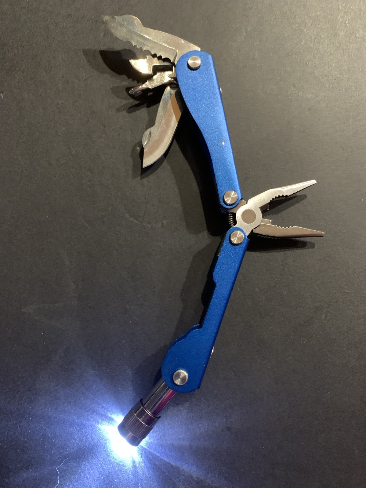 Columbia X Gear Blue Multi-Tool LED Light Lot Of 3 USED