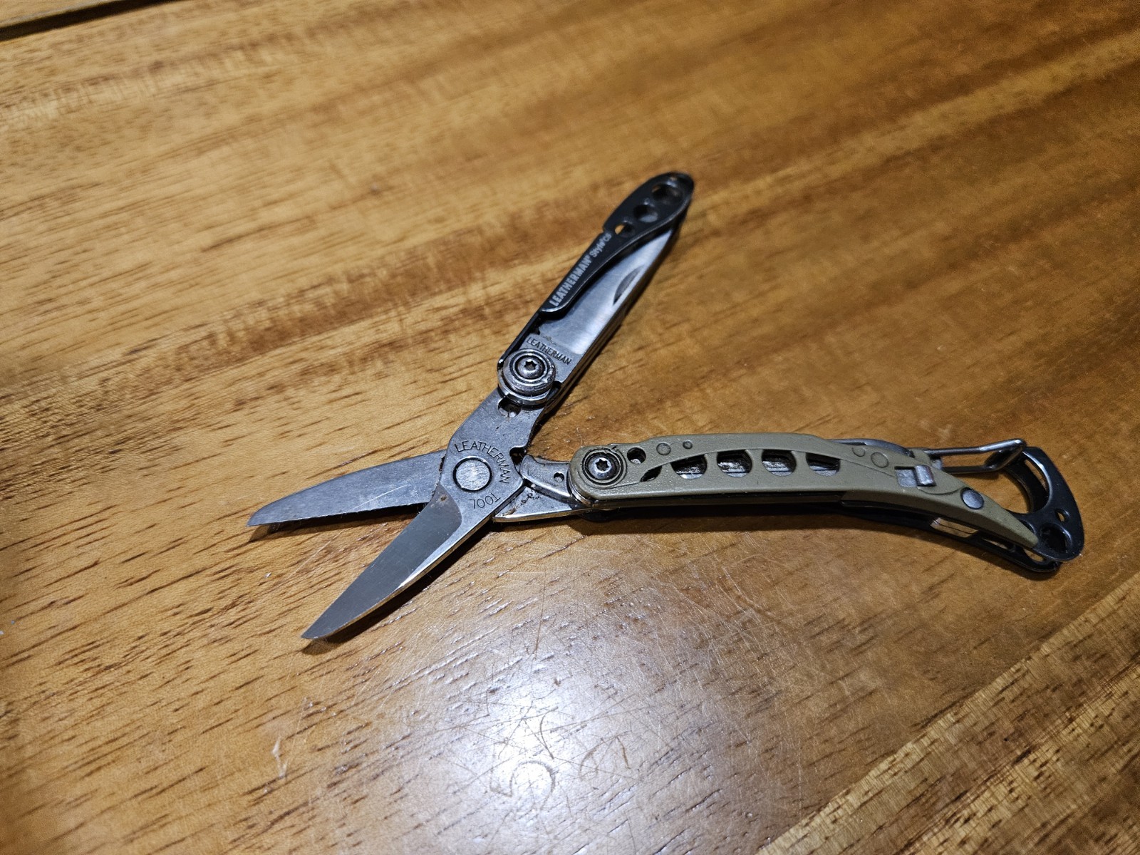 Rare Green Leatherman Style cs