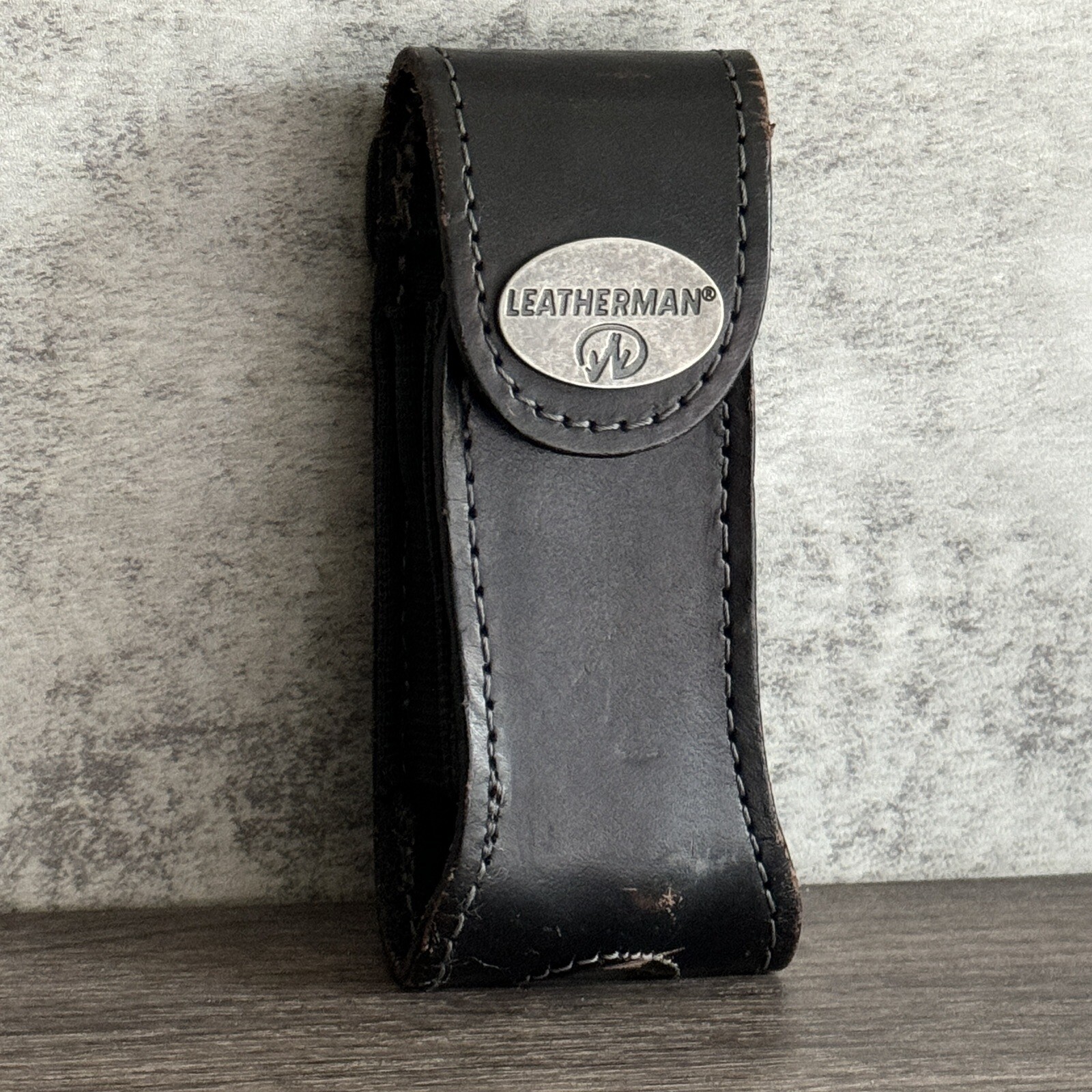 Vintage Leatherman Leather Sheath w/metal Logo for Wave Charge Wingman Sidekick