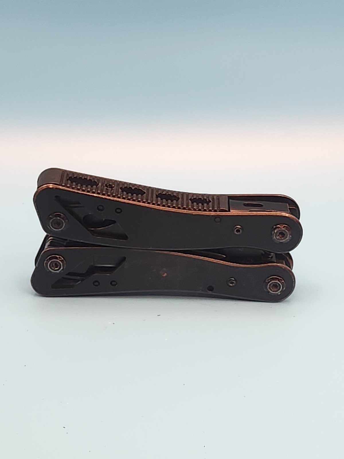 Gerber Bear Grylls Ultimate Multi-Tool Plier Knife Black Stainless 12 Tools EDC