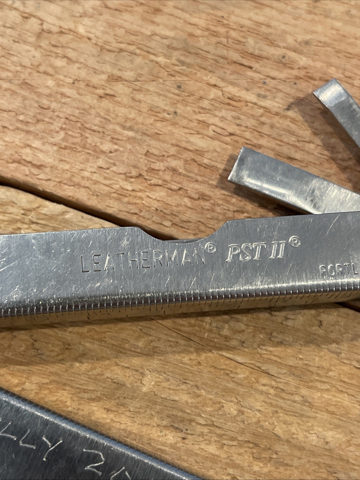 Vintage Leatherman USA PST II Nice Used Condition Scissors Knife File Phillips ￼