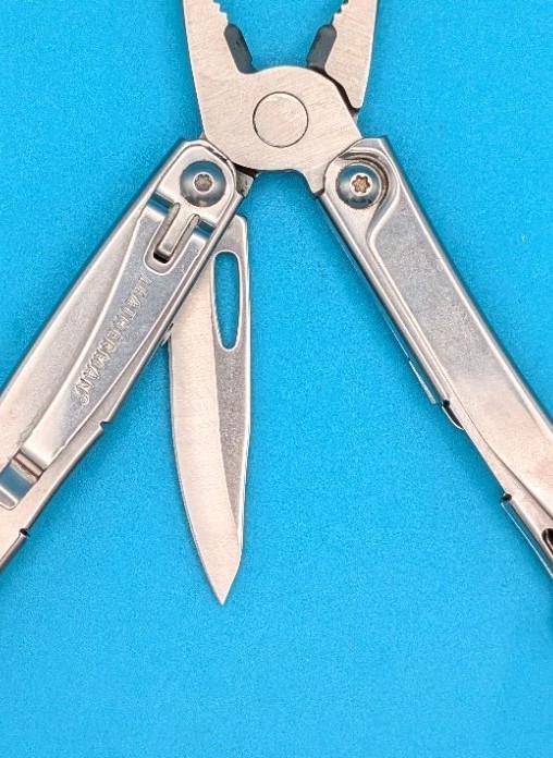 Leatherman Bolster 13 Tool Stainless Steel Multi-Tool!