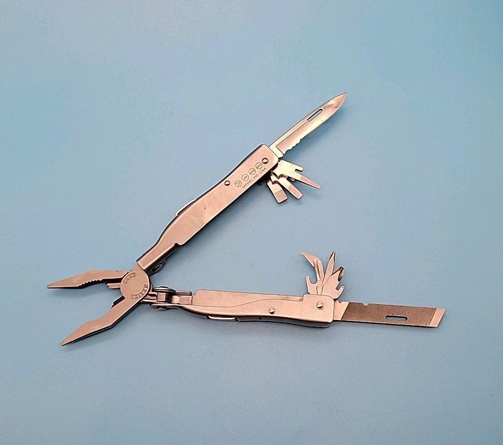 Buck Knives Bucktool 360 FL w/ File Multi-Tool w/ Sheath – USA – Retired