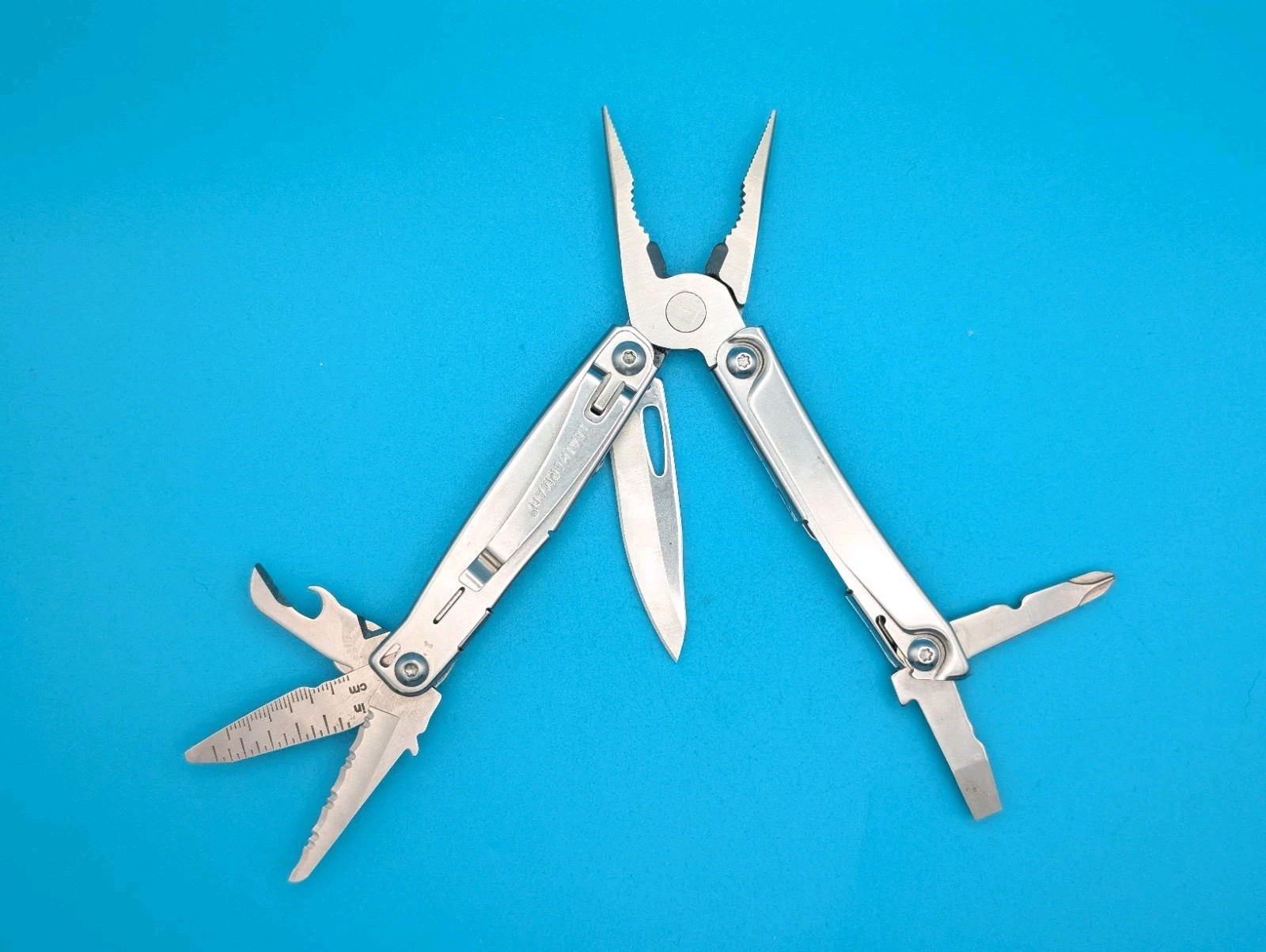 Leatherman Bolster 13 Tool Stainless Steel Multi-Tool!