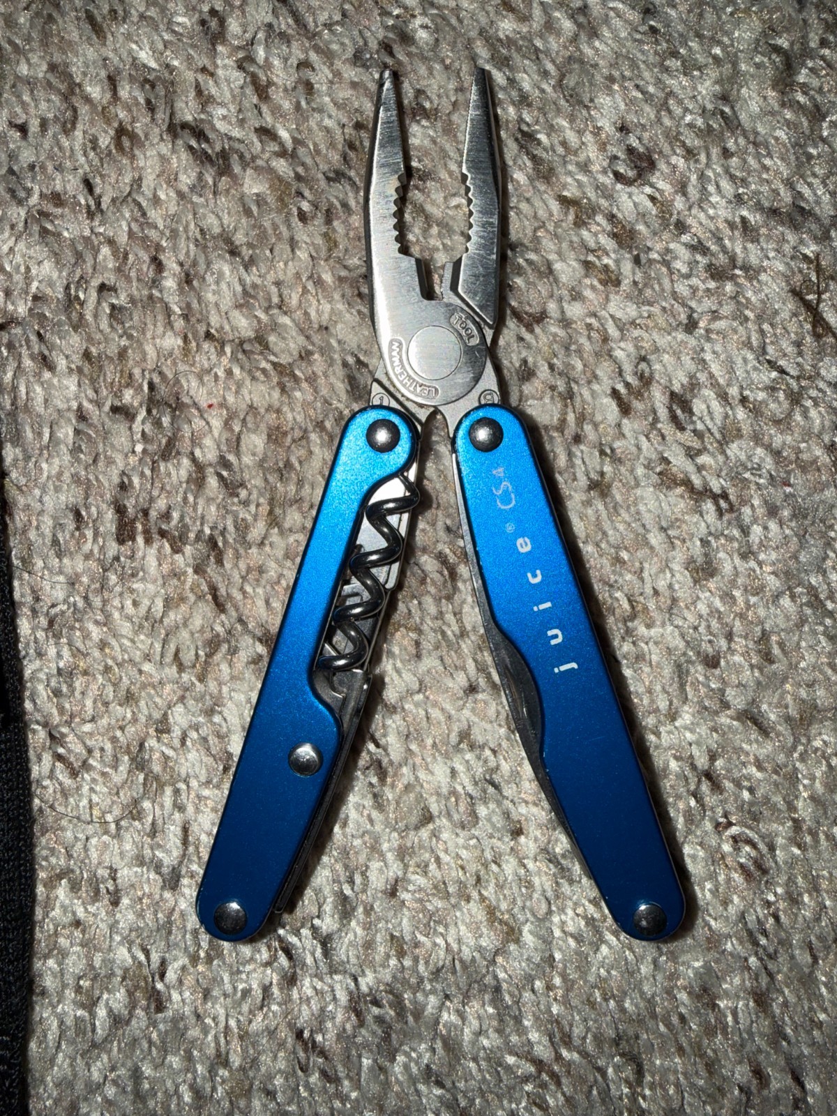 Blue Leatherman Juice CS4 (vintage) (15 tools)
