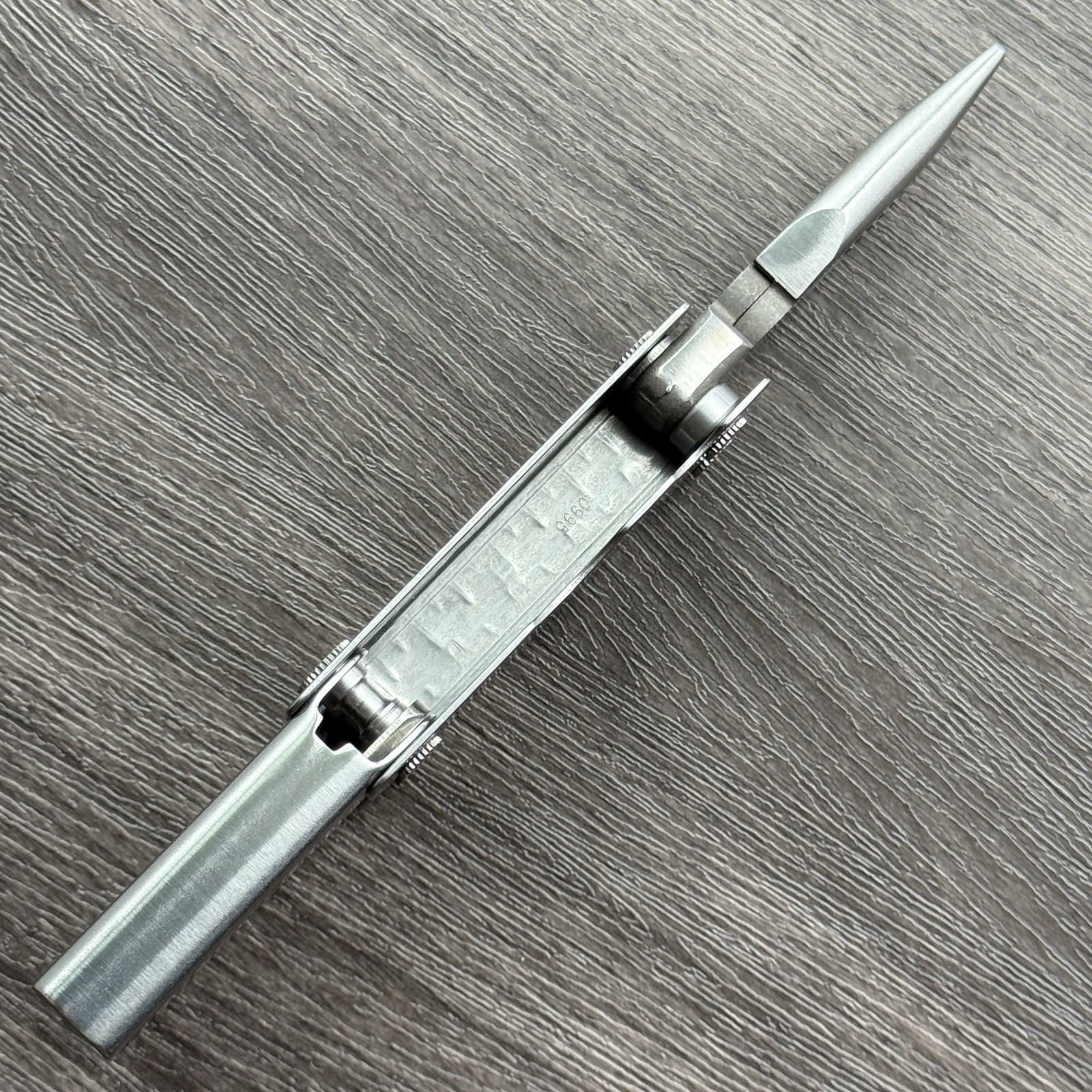 Leatherman MINI TOOL multitool. Variant w/US PAT 4744272 on Both Sides. Engraved