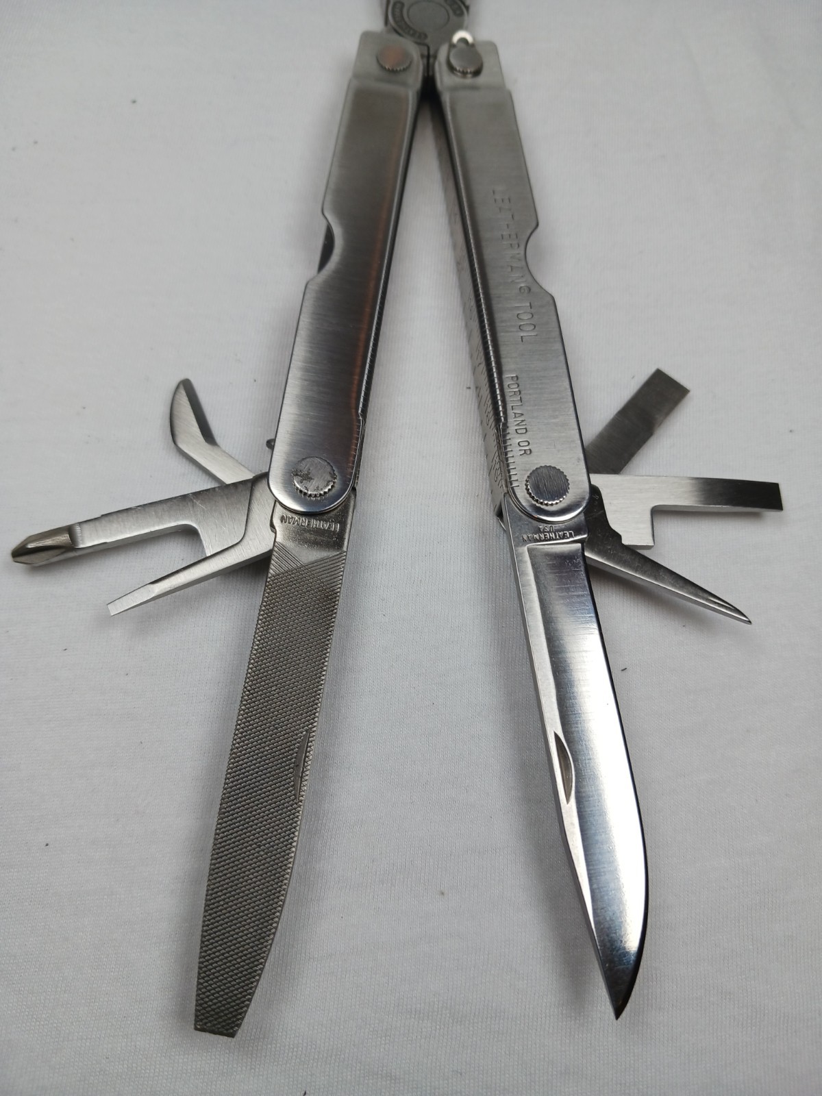 Leatherman Pocket Survival Tool PST 12-in-1 Straight Edge w/ Sheath Box Guide