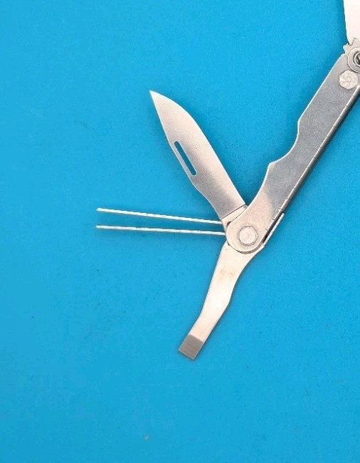 SOG Crosscut Multitool Knife! WITH SHEATH!