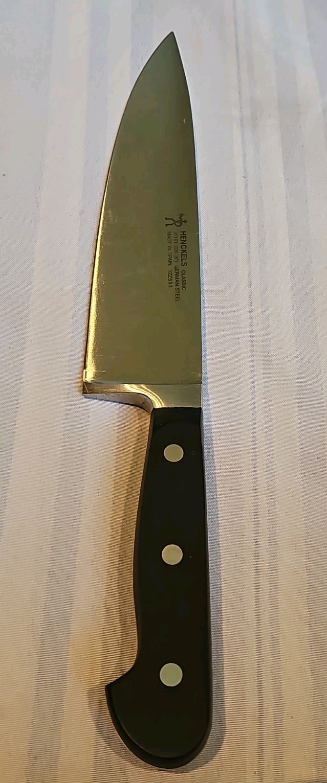 J. A. Henckels International Classic 31161-200 8″ Stainless Chef’s Knife Spain.,