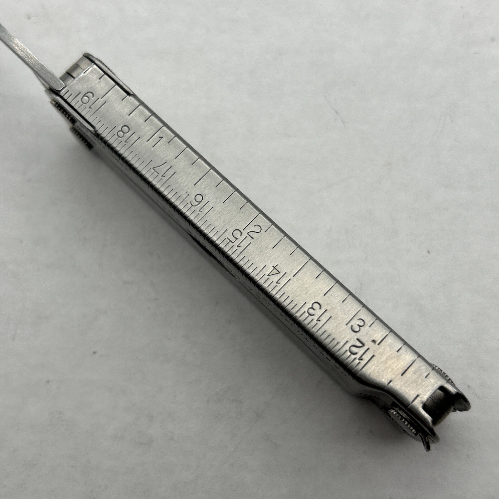 Retired 1995 Leatherman Multi-Tool US Reg TM 1325473 Portland OR w/ Leather Case