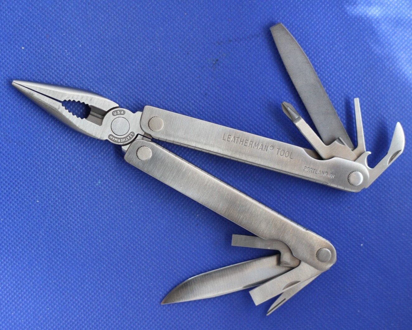 Vintage 1995 The Original Leatherman Tool w/ Sheath, NIB, NOS