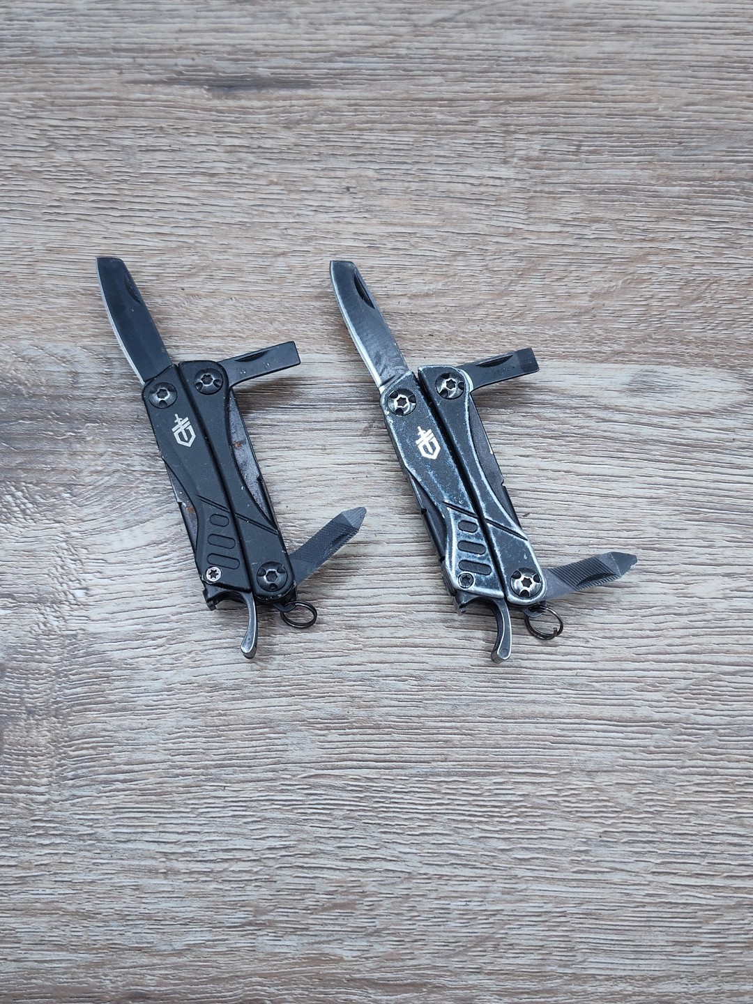 Lot U 2 Gerber Dime Multi Tool Pliers Knife Tools