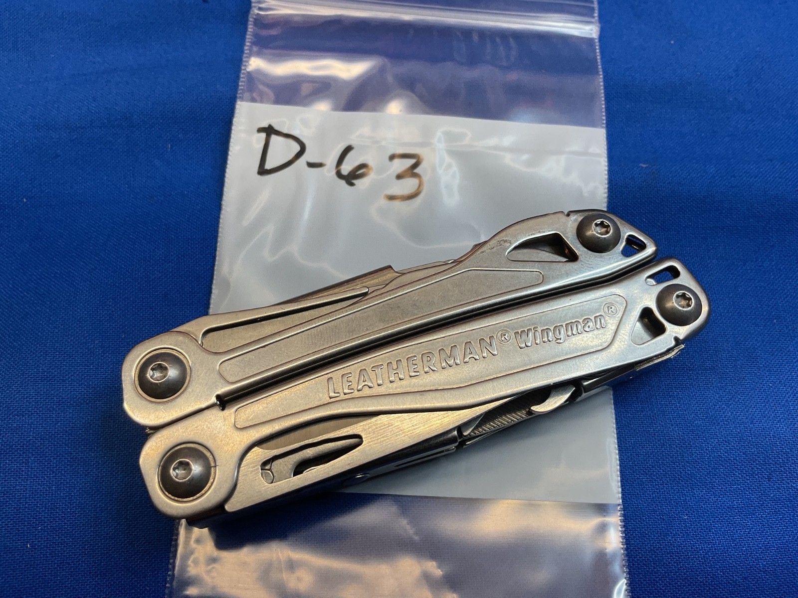 Leatherman Wingman Multi Tool Knife Pliers Camping Hunting Hiking 2022 Date Code