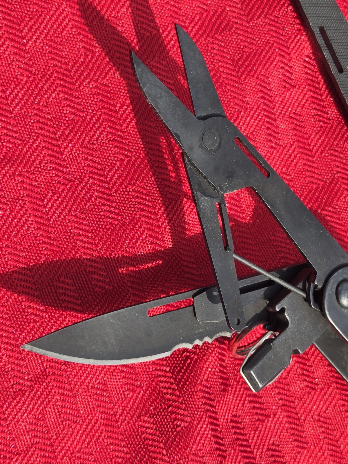 SOG PowerLock Multi-Tool Plier 18 Tools Black Compound Leverage w/Sheath EXC