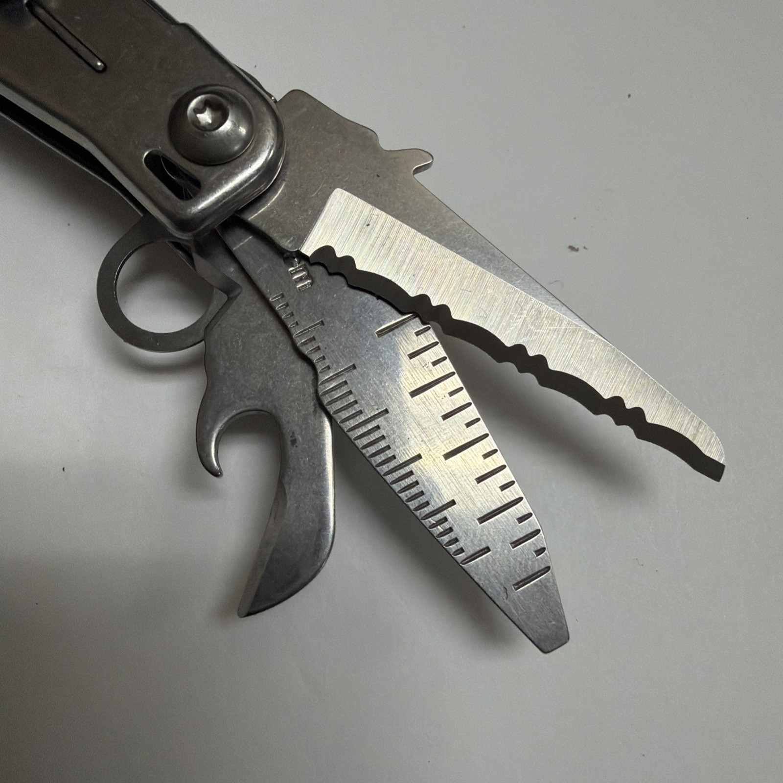 Leatherman Sidekick Multi-Tool, Knife, Pliers, Saw, Stainless