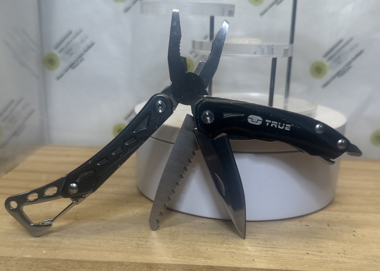 True Utility Multi Tool Pocket Set Seven in One 2” Knife, 3.25” Closed