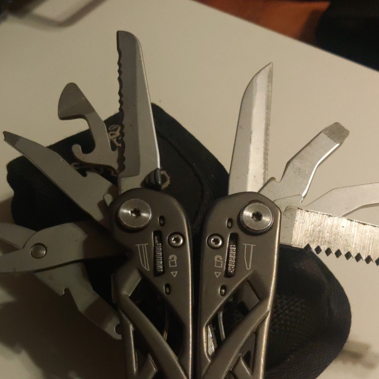 Gerber Suspension Multi-Tool Stainless Steel Silver Sheath Plier Knife Scissors