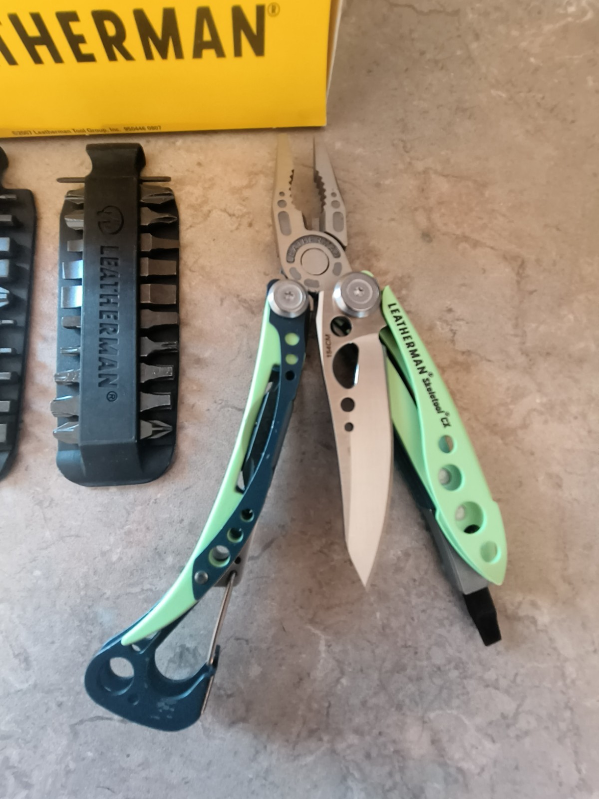 Leatherman Skeletool CX Verdant 833122 Mutli-Tool/Bit Kit/Nylon Sheath 934860
