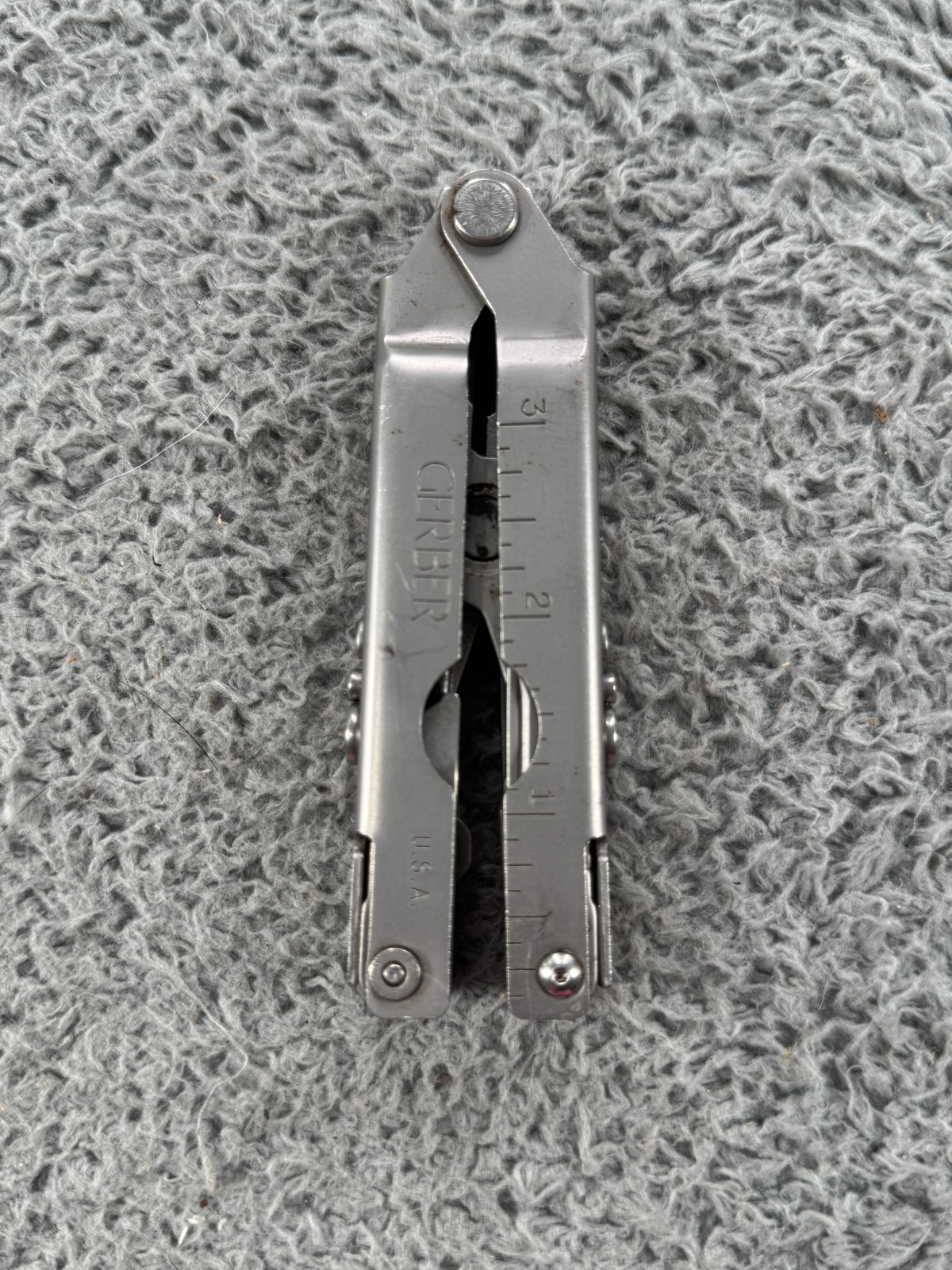 Gerber Multi-Plier 600, Carbide Cutters, Bluntnose – Gray