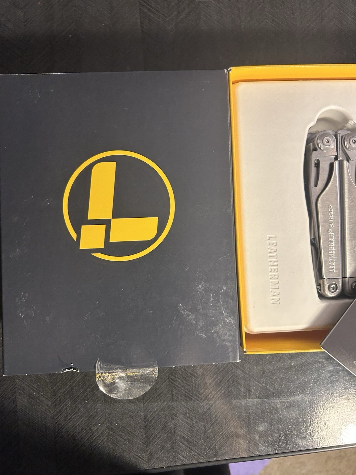 Leatherman Surge Multi-Tool Player W-21 Tools. Silver