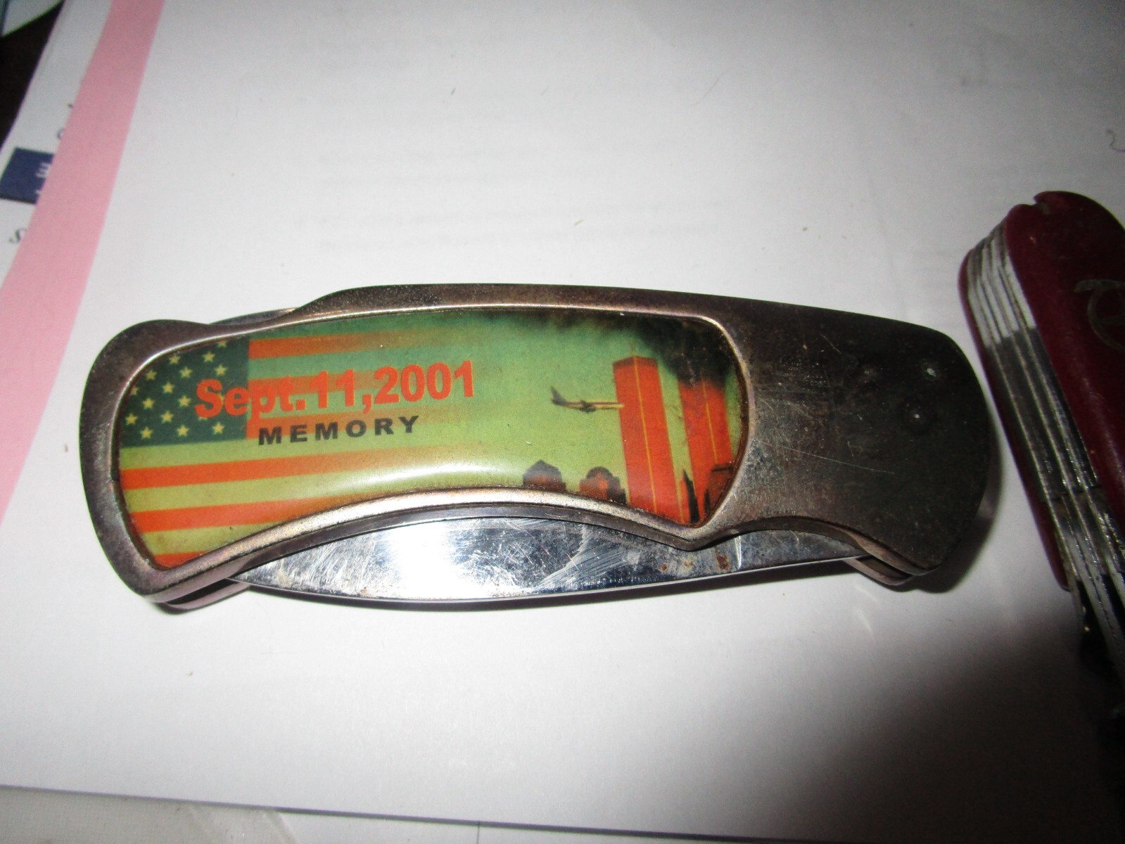 Multi Tool knife and New York twin tower knife BN5B BG B