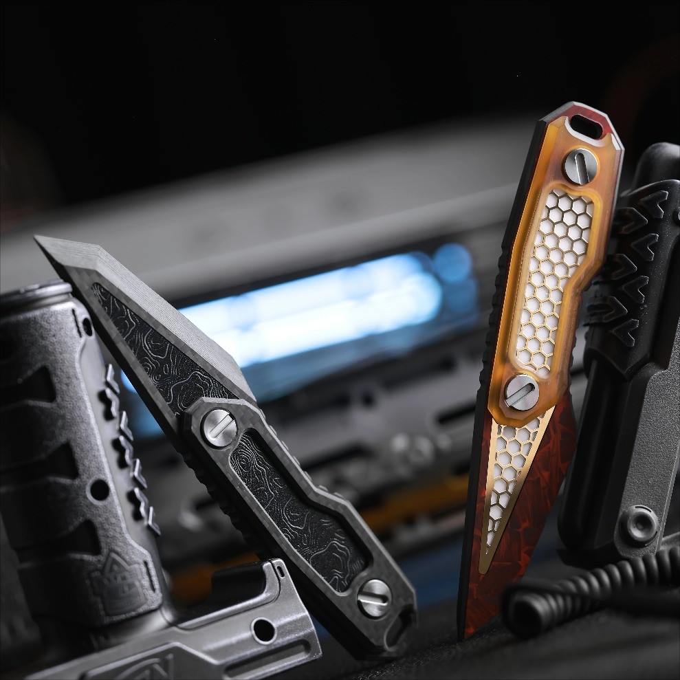 Customize – Hollow Luminous Carbon Fiber Crowbar Multi Tool Survival Defense EDC
