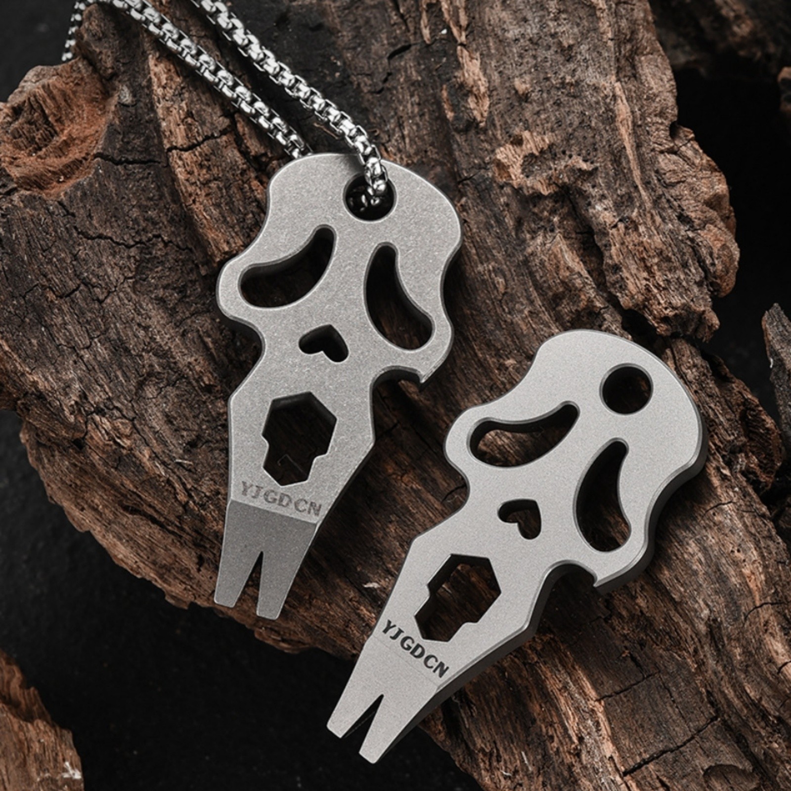 Titanium Alloy Skull EDC Pry Bar Multi Tool Keychain Bottle Opener Hex Wrench