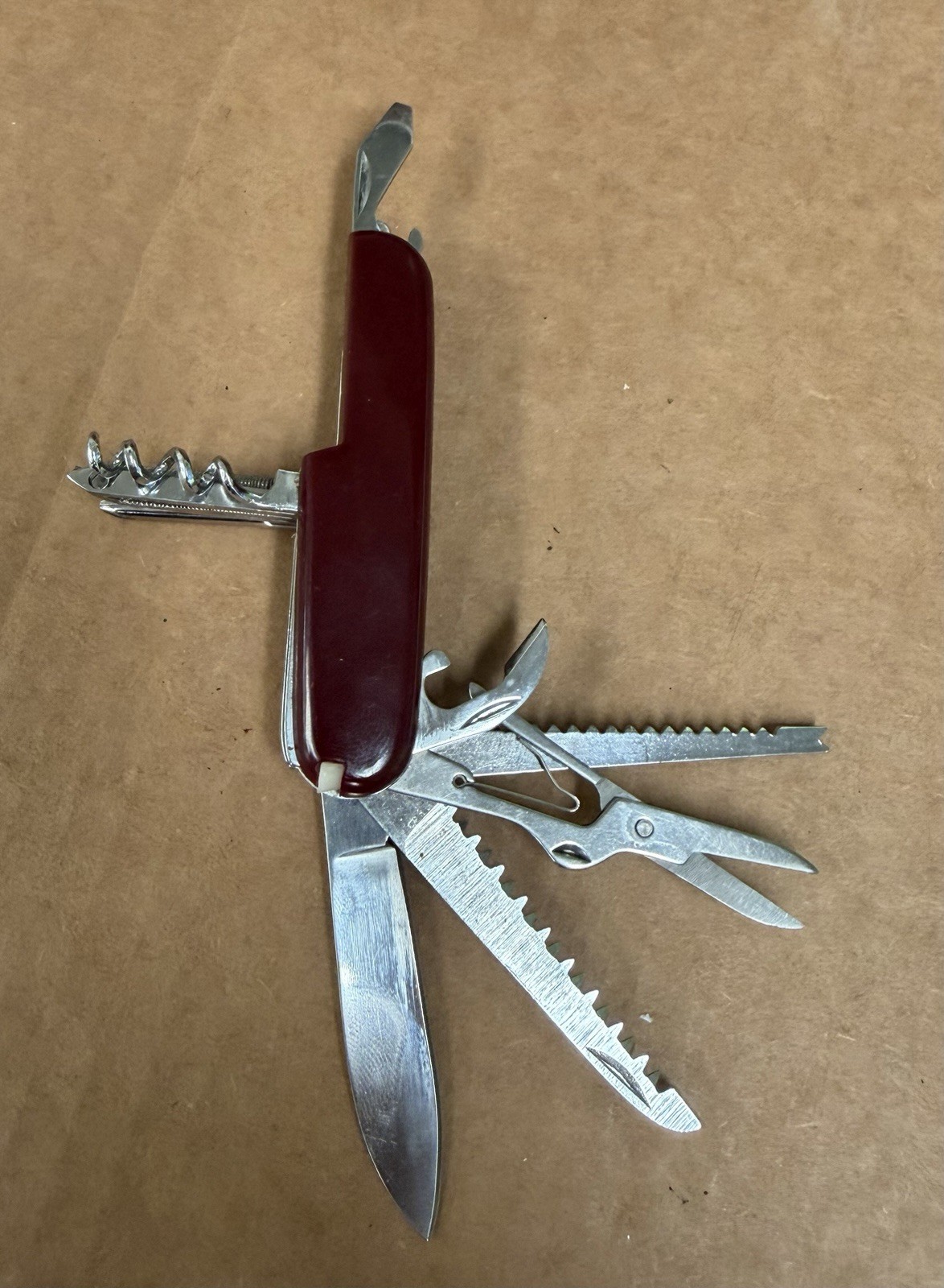 Multi-Tool Pocket Camp Knife Red, 11 in 1 Tool 3 1/2″ + 2 1/4” 3 in 1 Knife