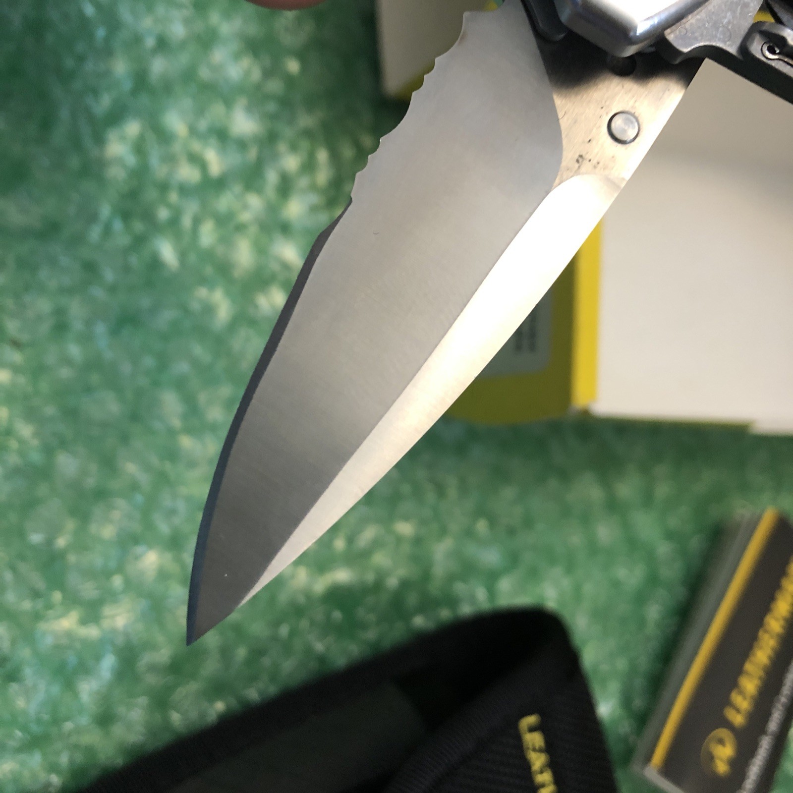 Leatherman E307x knife w/Serrated Blade (Similar to e306x e304x Expanse Series)