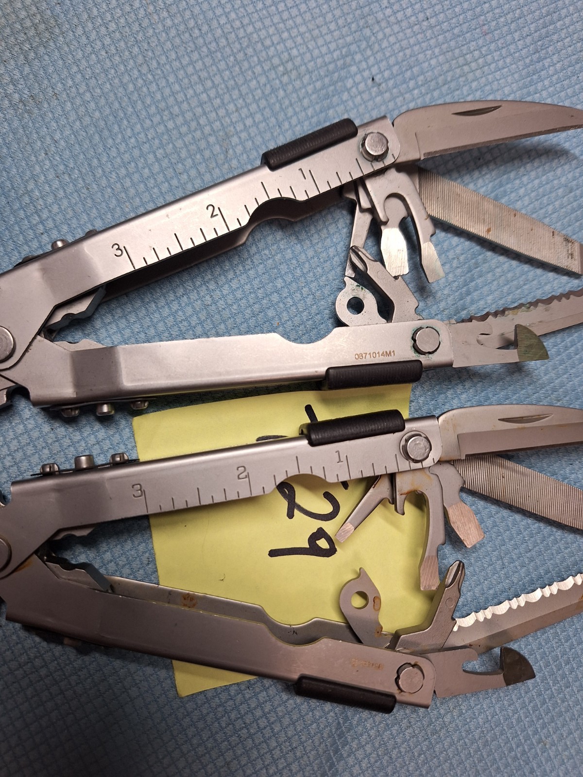 2 GERBER Blunt Nose Multi Tools EXCELLENT lot T29