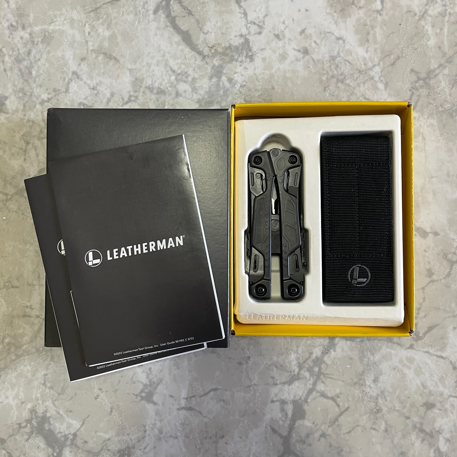 *FACTORY SECOND* Leatherman OHT – ‘One Hand Tool’ Multitool w/Black MOLLE Sheath
