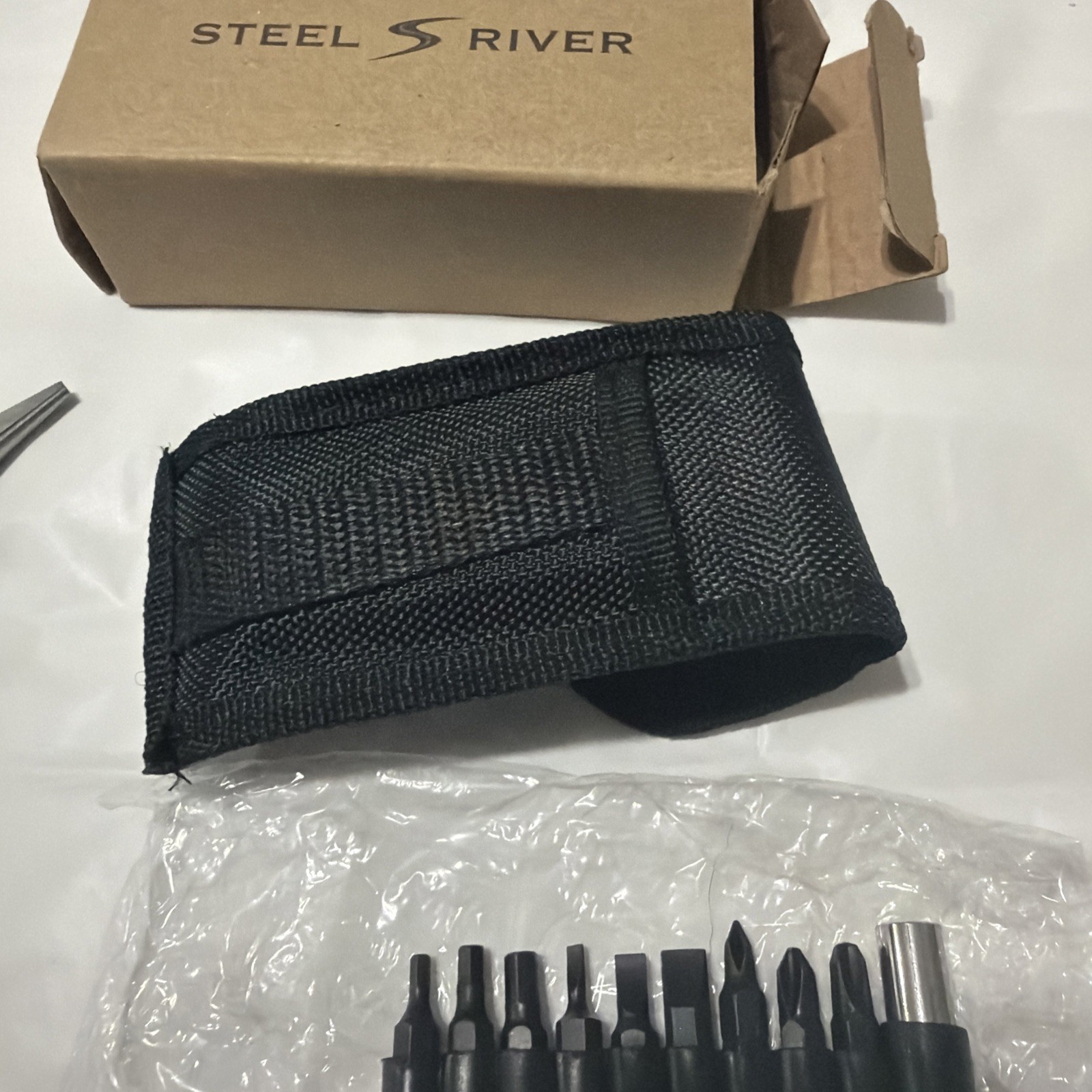 Steel River SR-122 multitool