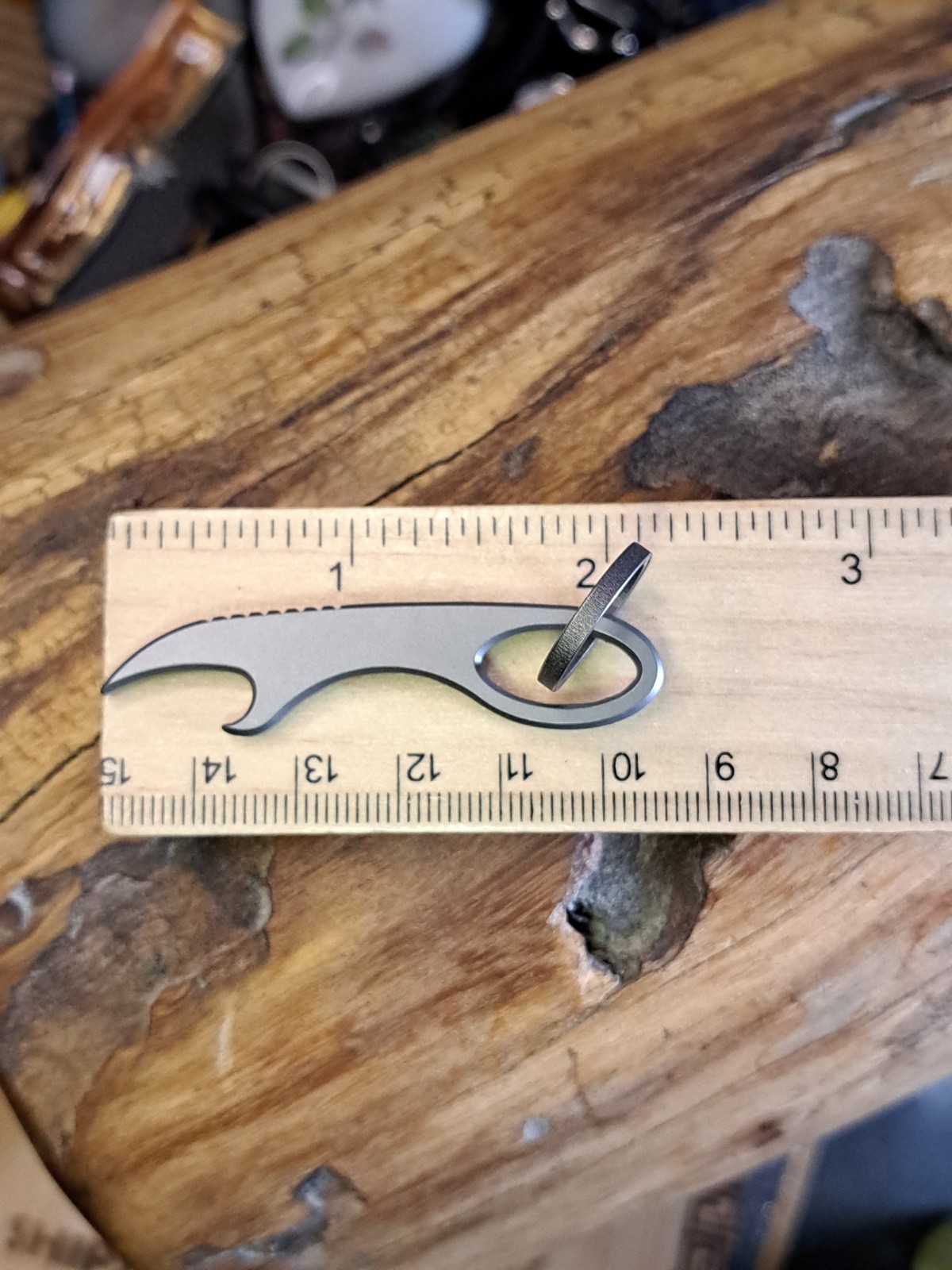 MINIMALIST TITANIUM KEYCHAIN CLAW BOTTLE OPENER