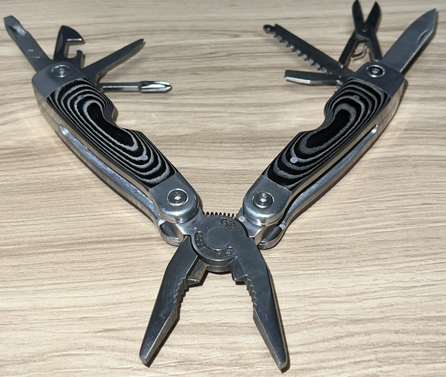 Grand Way Multi-Tool 9-Function Stainless Steel #2CR Black Swirl 6”