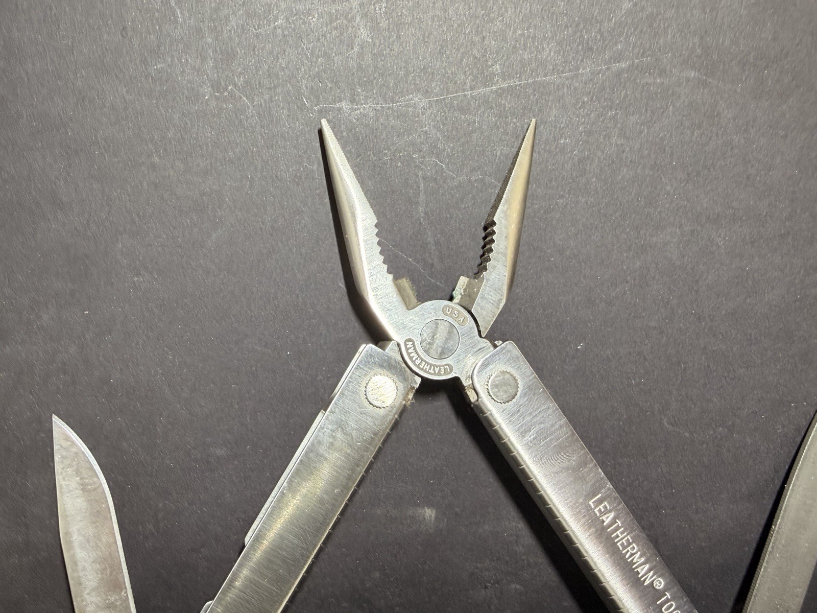 VINTAGE LEATHERMAN MULTI FUNCTION SUPER TOOL (Knife) PORTLAND, OR.