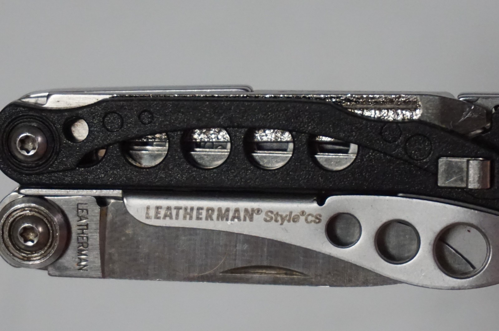 Leatherman Style CS Black Multi-Tool – Scissors, Knife, Carabiner – *Retired*