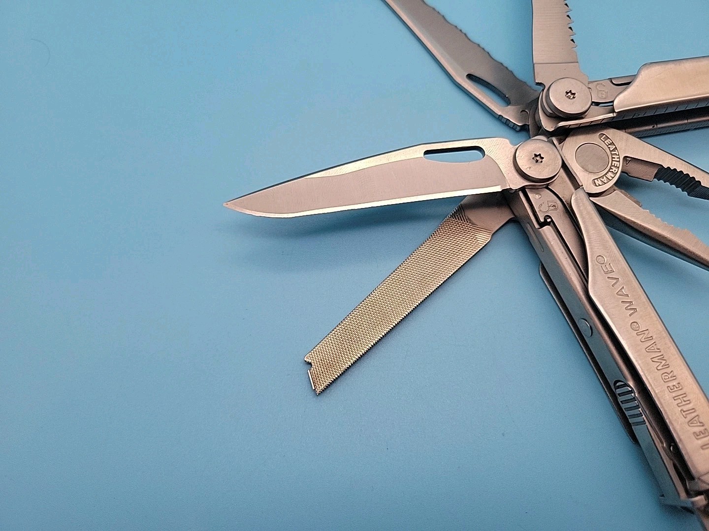 Leatherman WAVE Multi-Tool Dated 2006 – Silver – Pliers – File – Saw – Knife