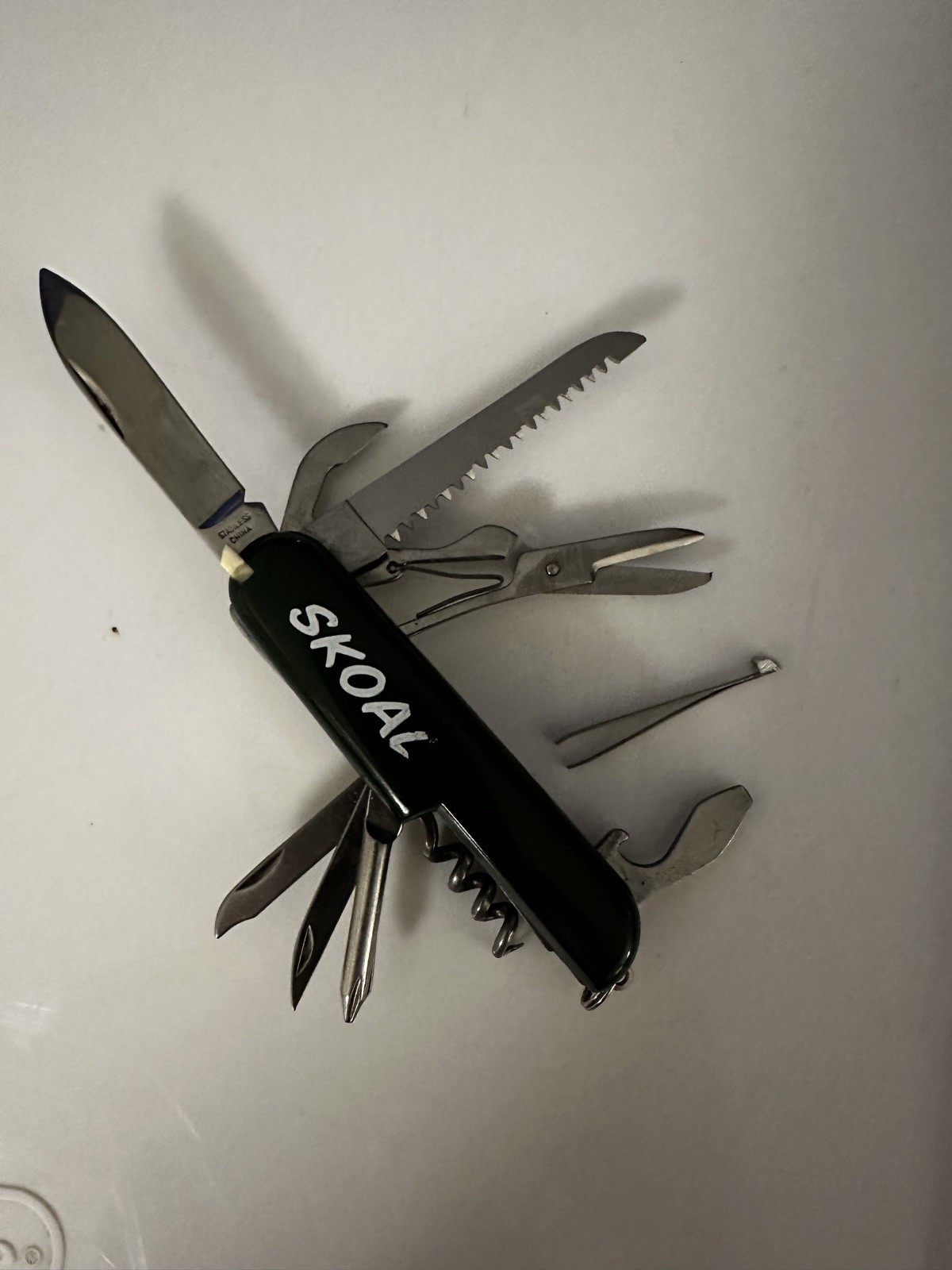 Skoal Multi Tool Collectible Swiss Army Utility Pocket Knife 13 Tool